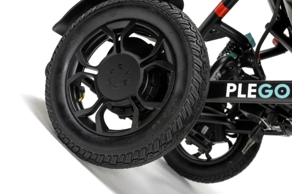 Plego - Air tires - Detail rear wheel Plego - Air tires - Detail rear wheel